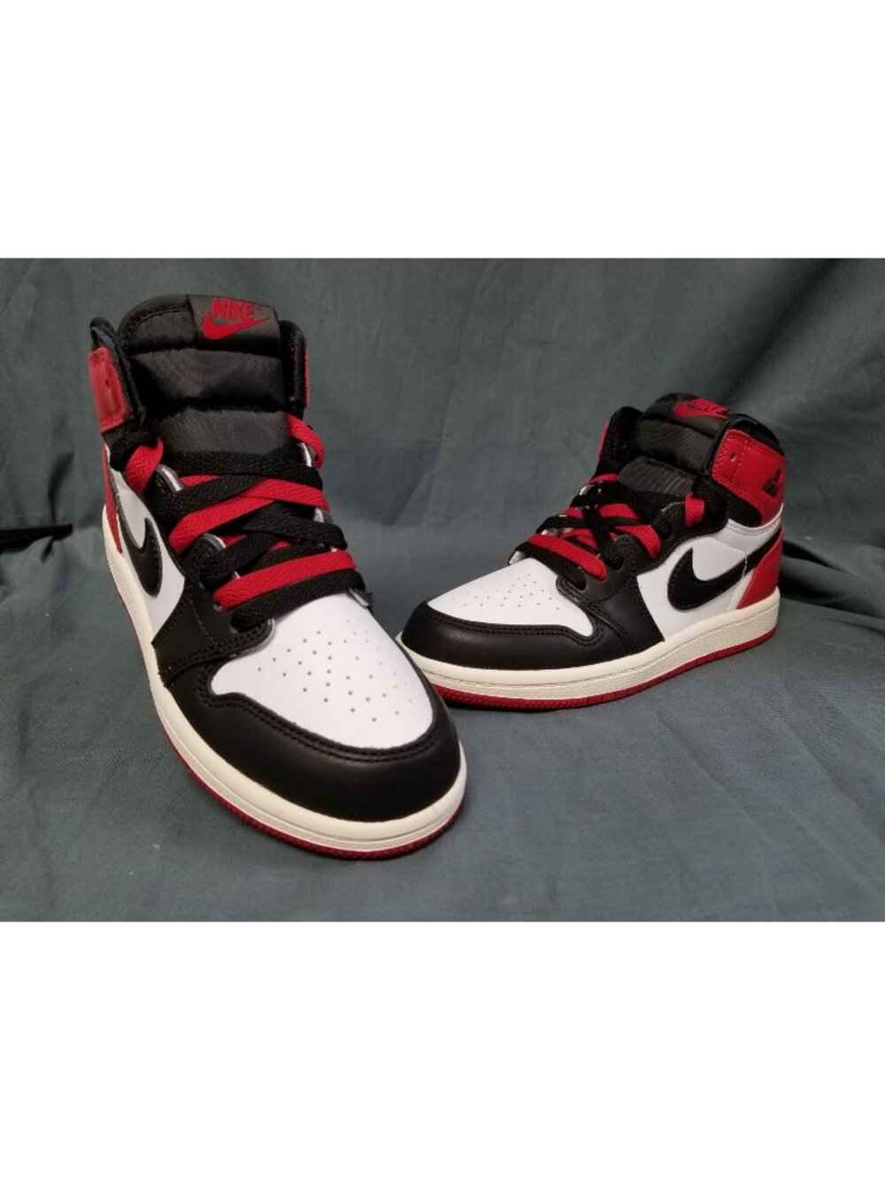 Jordan 1 Retro High OG Black Toe Reimagined DZ5485 106 Men's Size 9 NEW NO BOX!